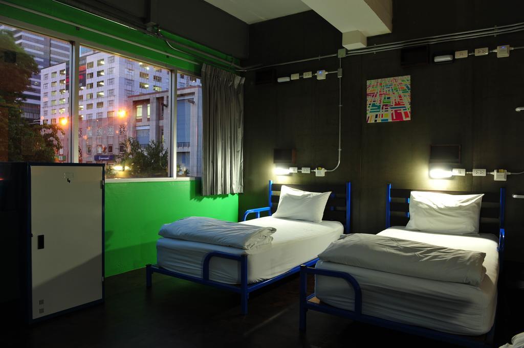 Saphaipae Hostel Bangkok Room photo