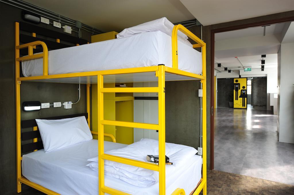 Saphaipae Hostel Bangkok Room photo